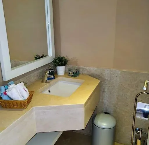 Brand New Waterfront Sabina Ground Floor Apartment *